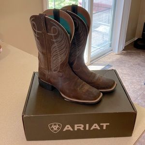 Womens ariat square toe boots